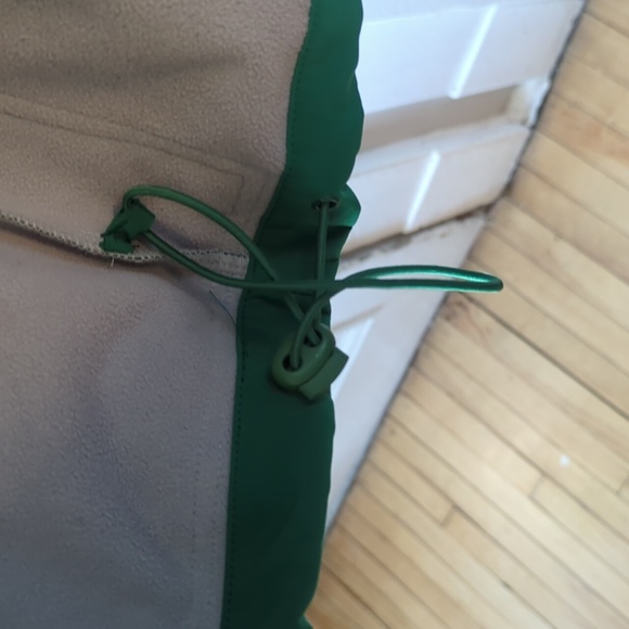 Green Spring Coat - Picture 4 of 5